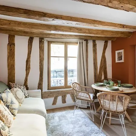 Le Nid Apartment